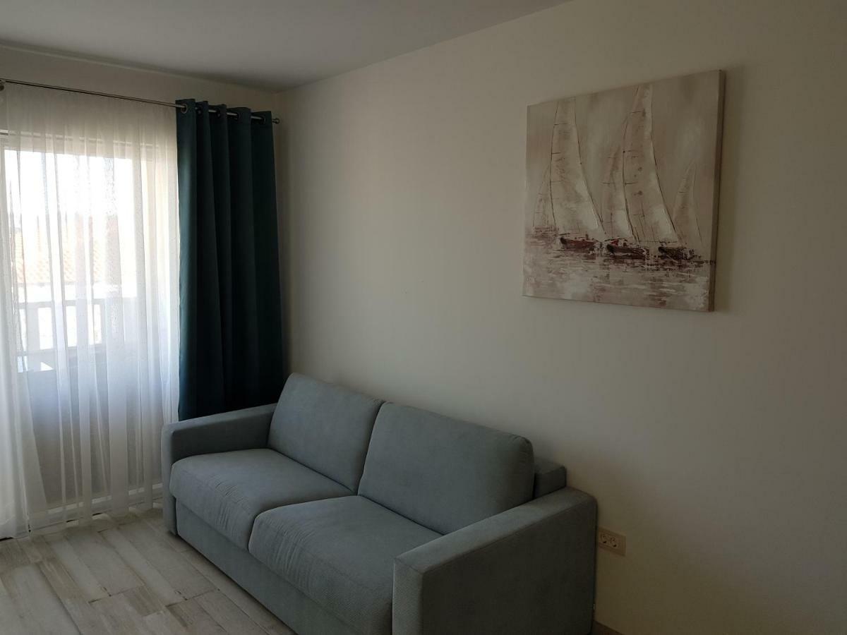 Apartmani Marella Donji Seget Exterior photo