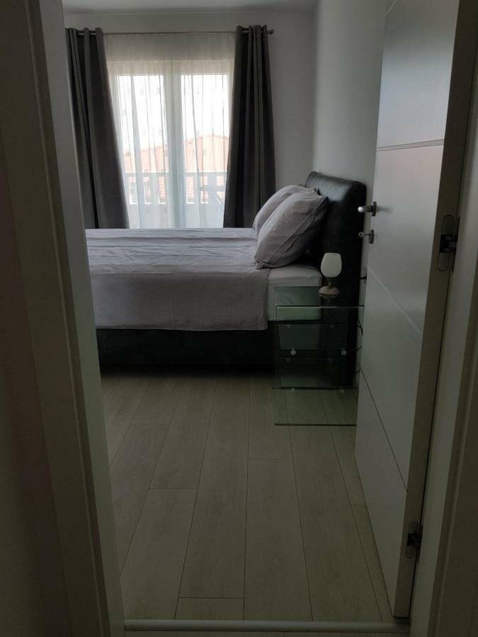 Apartmani Marella Donji Seget Exterior photo