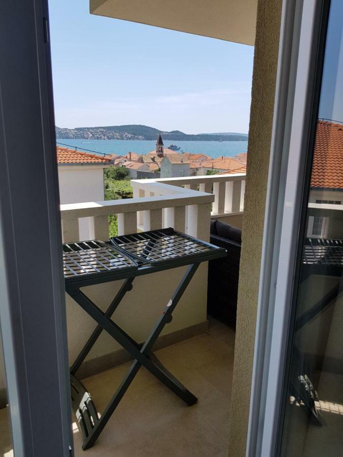 Apartmani Marella Trogir Exterior photo