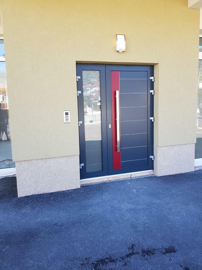 Apartmani Marella Donji Seget Exterior photo